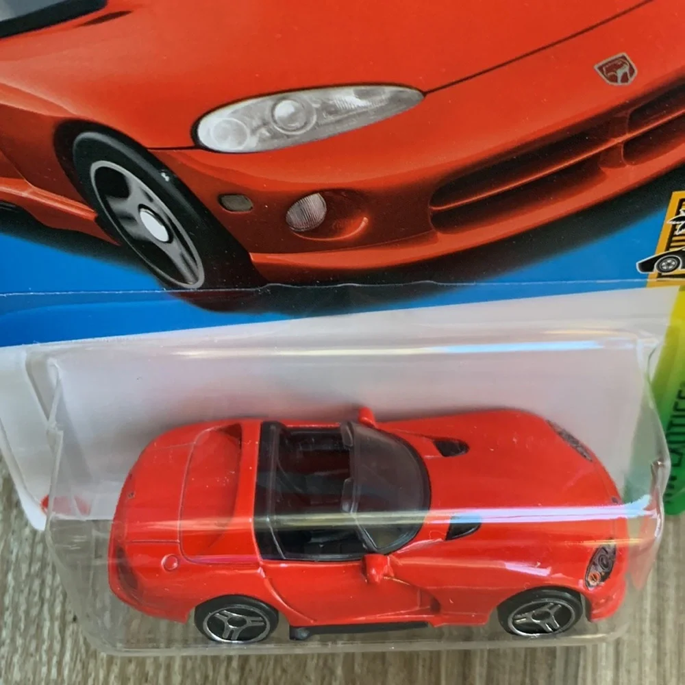 Hot Wheels Car 92 Dodge Viper RT/10 Red Convertible HotWheels New Casting 2023
